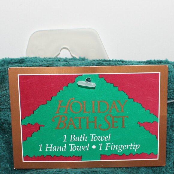 Christmas Theme 3 Piece Holiday Santa Bath Set of Finger Hand and Bath Towels - Picture 2 of 8